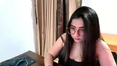 charlotte_richardson online show from May 30, 2026, 12:30 am