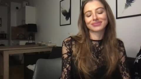 Snapshot of charlotte_roche chatting on February 11, 2025, 3:29 pm Charlotte Roche online show from February 11, 2025, 3:29 pm