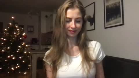 Snapshot of charlotte_roche chatting on December 1, 2025, 4:34 pm Charlotte Roche online show from December 1, 2025, 4:34 pm