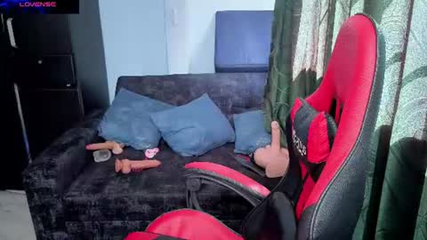 Snapshot of charlottee_lovee69 chatting on July 1, 2026, 7:35 pm Natalia online show from July 1, 2026, 7:35 pm