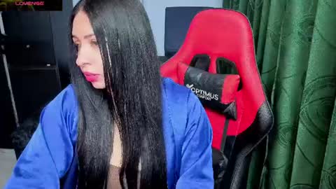 Snapshot of charlottee_lovee69 chatting on July 4, 2026, 1:01 am Natalia online show from July 4, 2026, 1:01 am