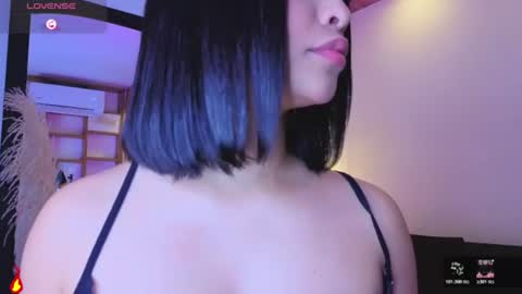 Charlote online show from July 20, 2026, 9:28 pm