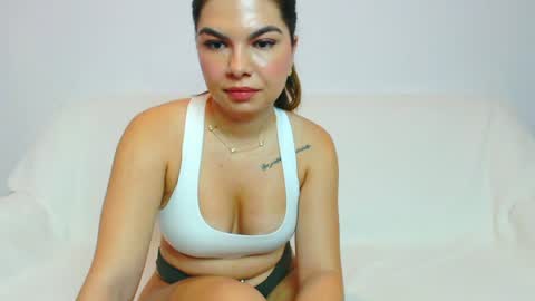 Snapshot of charlottehott4u chatting on July 3, 2026, 3:57 am Charlotte online show from July 3, 2026, 3:57 am