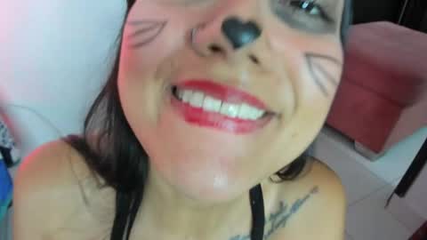 Snapshot of charlottekiss99 chatting on May 22, 2026, 2:44 pm charlottekiss99 online show from May 22, 2026, 2:44 pm