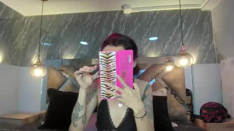 Snapshot of charlottekraviz chatting on March 5, 2026, 4:19 am Charlotte online show from March 5, 2026, 4:19 am