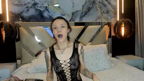 Snapshot of charlottekraviz chatting on March 13, 2026, 4:19 am Charlotte online show from March 13, 2026, 4:19 am