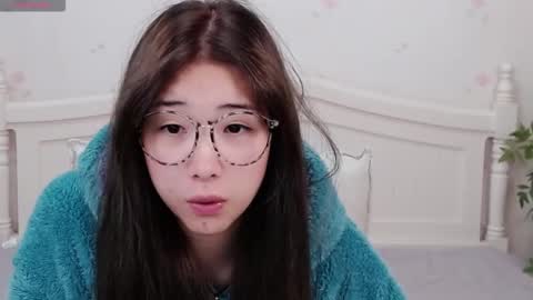 Snapshot of charlottelin chatting on December 1, 2025, 7:30 pm Charlotte online show from December 1, 2025, 7:30 pm