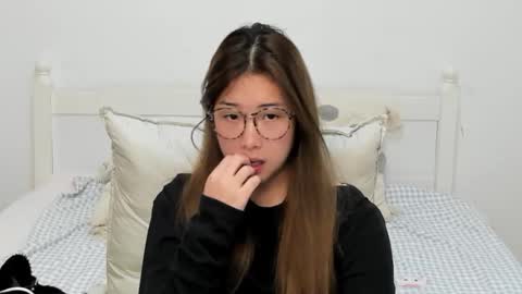 Charlotte online show from January 14, 2026, 1:55 am