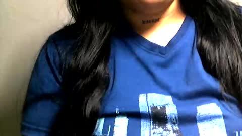 Snapshot of charlottequeen_21 chatting on June 5, 2026, 2:23 pm charlottequeen_21 online show from June 5, 2026, 2:23 pm