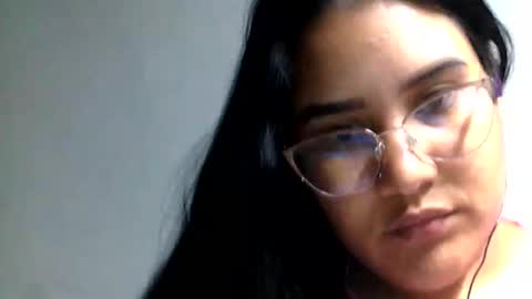 Snapshot of charlottequeen_21 chatting on June 10, 2026, 2:45 am charlottequeen_21 online show from June 10, 2026, 2:45 am