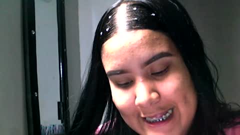 Snapshot of charlottequeen_21 chatting on June 17, 2026, 7:26 pm charlottequeen_21 online show from June 17, 2026, 7:26 pm