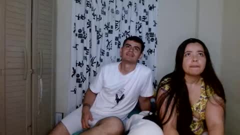 Snapshot of charlottetwins chatting on December 18, 2025, 4:18 am charlot online show from December 18, 2025, 4:18 am