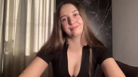 Snapshot of charlottexgold chatting on March 21, 2026, 3:37 pm CharlotteXGold online show from March 21, 2026, 3:37 pm