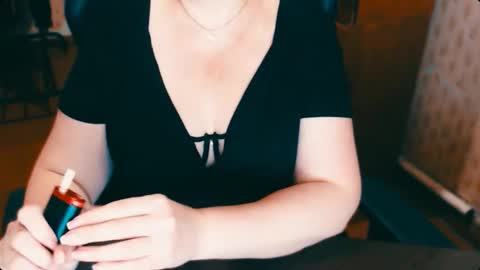 CharlotteXTasty online show from October 9, 2025, 9:29 am