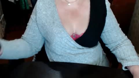 CharlotteXTasty online show from May 4, 2026, 10:22 am