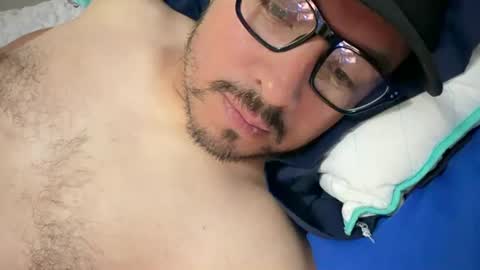 Snapshot of charlyvazzco chatting on July 4, 2026, 5:46 am charlyvazzco online show from July 4, 2026, 5:46 am
