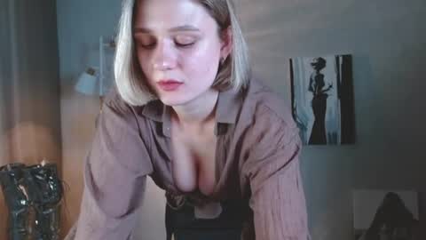 Michelle  online show from August 2, 2026, 3:27 am