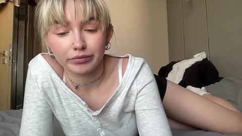 Snapshot of charming_daisy chatting on February 14, 2025, 9:56 am my fansly Charming daisy My Wishlist for new toys online show from February 14, 2025, 9:56 am