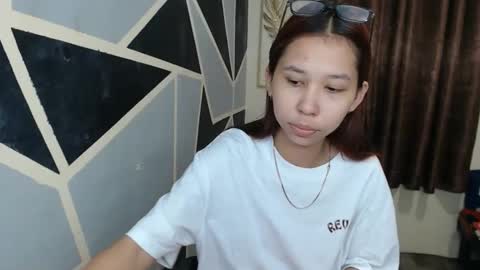 Snapshot of charming_lexi chatting on October 26, 2025, 4:13 pm Charm online show from October 26, 2025, 4:13 pm