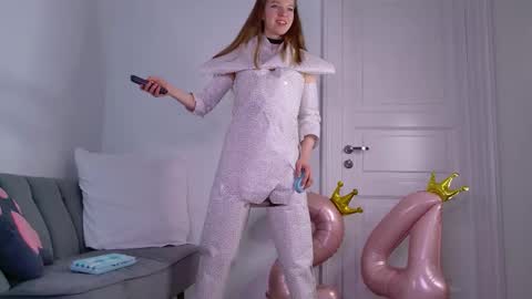 Ruru online show from March 14, 2026, 6:08 am