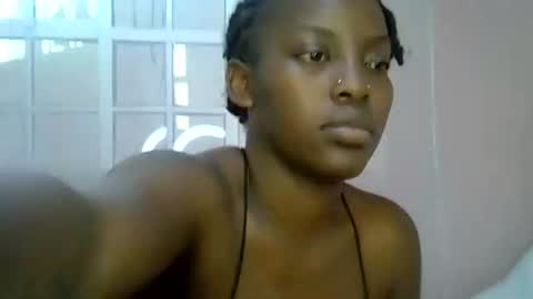 Snapshot of charmingdime chatting on June 15, 2026, 4:58 am charmingdime online show from June 15, 2026, 4:58 am