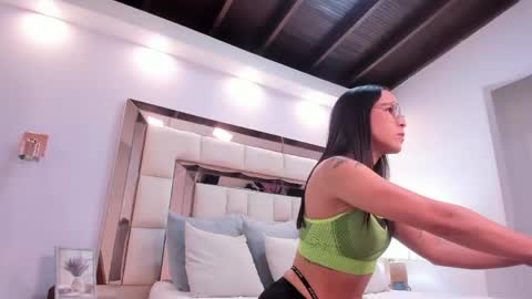 Snapshot of charolnox chatting on May 19, 2026, 12:22 pm Charol online show from May 19, 2026, 12:22 pm