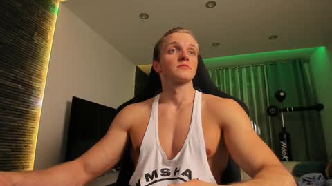 Chase Reed online show from November 18, 2025, 6:23 pm