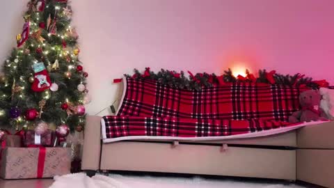 Snapshot of chasmic chatting on January 7, 2025, 5:12 am JASMINE usually going live about 2 am UTC online show from January 7, 2025, 5:12 am