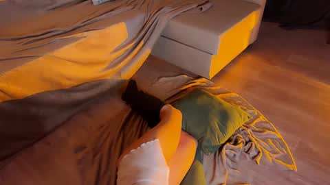 JASMINE   usually going live about 2 am UTC  online show from March 18, 2026, 3:42 am