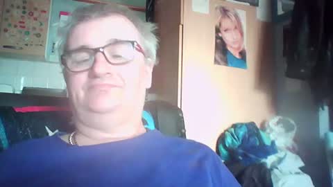 chatboxlee online show from July 15, 2026, 4:34 pm