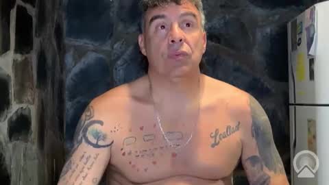 Snapshot of chato012 chatting on December 16, 2025, 5:40 pm chato012 online show from December 16, 2025, 5:40 pm