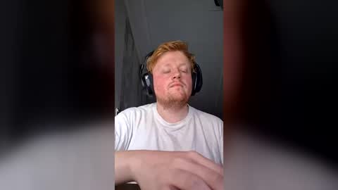 Snapshot of chattygingerboy chatting on July 6, 2026, 6:10 pm Gingerboy online show from July 6, 2026, 6:10 pm