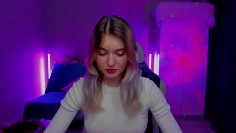 Snapshot of chatur_lady_ chatting on January 21, 2025, 8:41 am Betty online show from January 21, 2025, 8:41 am