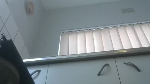 Snapshot of chaturbatordeluxe chatting on November 21, 2025, 4:05 pm chaturbatordeluxe online show from November 21, 2025, 4:05 pm