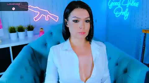 Snapshot of chaturkaterina chatting on August 2, 2026, 5:33 pm Miss Harmony online show from August 2, 2026, 5:33 pm