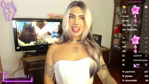 Sophie  online show from February 6, 2025, 12:43 am