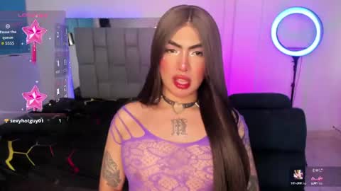 Sophie  online show from July 19, 2026, 9:07 pm