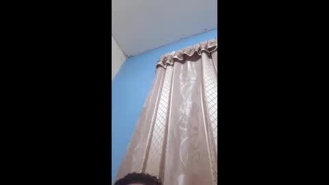 Snapshot of chavo82 chatting on June 11, 2026, 2:33 am chavo82 online show from June 11, 2026, 2:33 am
