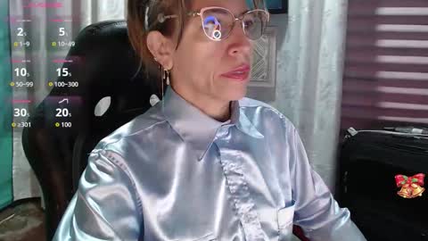 CHAYLA VICTORIA RUIZ  online show from February 12, 2026, 10:43 am