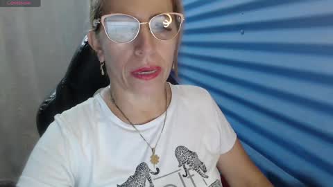 CHAYLA VICTORIA RUIZ  online show from May 2, 2026, 10:15 pm