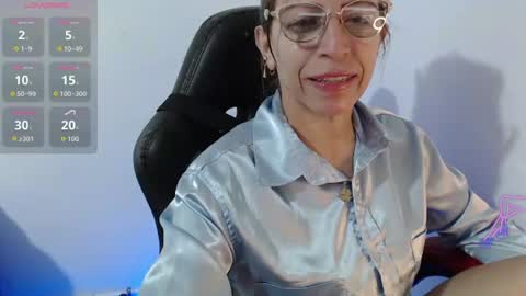 CHAYLA VICTORIA RUIZ  online show from June 26, 2026, 10:19 am