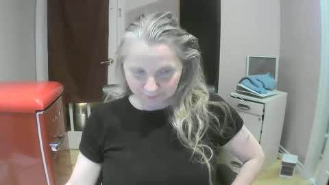 Snapshot of chealsiek chatting on October 1, 2025, 11:44 pm chealsiek online show from October 1, 2025, 11:44 pm