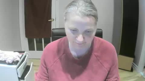 Snapshot of chealsiek chatting on October 4, 2025, 11:25 pm chealsiek online show from October 4, 2025, 11:25 pm