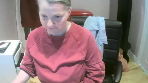 Snapshot of chealsiek chatting on October 5, 2025, 11:30 am chealsiek online show from October 5, 2025, 11:30 am