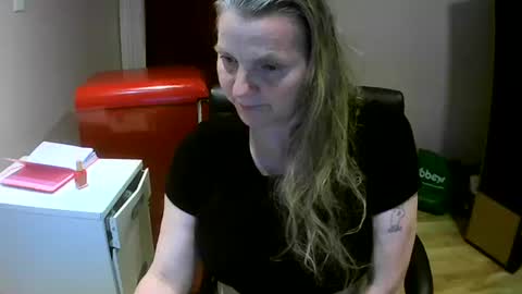 Snapshot of chealsiek chatting on October 15, 2025, 7:14 pm chealsiek online show from October 15, 2025, 7:14 pm