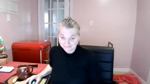 Snapshot of chealsiek chatting on November 23, 2025, 3:23 pm chealsiek online show from November 23, 2025, 3:23 pm