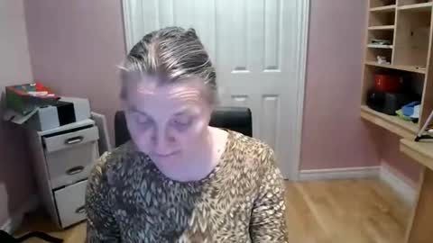 chealsiek online show from January 11, 2026, 3:55 am