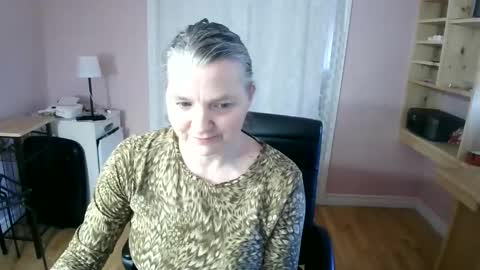 chealsiek online show from April 26, 2026, 12:58 pm