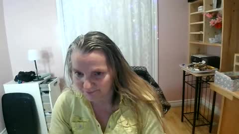 Snapshot of chealsiek chatting on May 2, 2026, 2:16 am chealsiek online show from May 2, 2026, 2:16 am