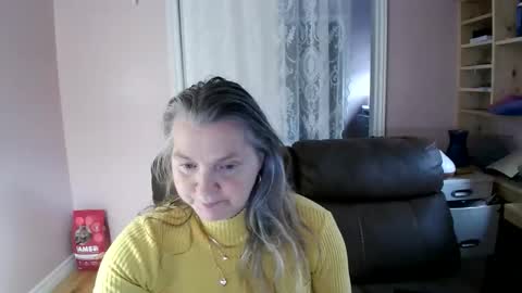 Snapshot of chealsiek chatting on June 7, 2026, 12:53 pm chealsiek online show from June 7, 2026, 12:53 pm